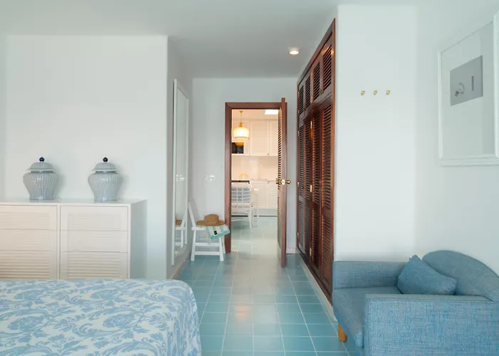 בית נופש Sea Front Caleton *