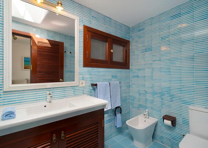 בית נופש Sea Front Caleton *