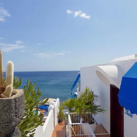 Sea Front Caleton Holiday home Los Pocillos