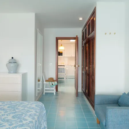 Ferienhaus Sea Front Caleton *
