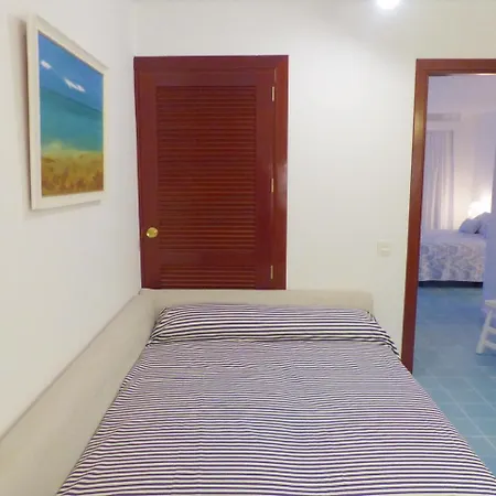 Sea Front Caleton Holiday home